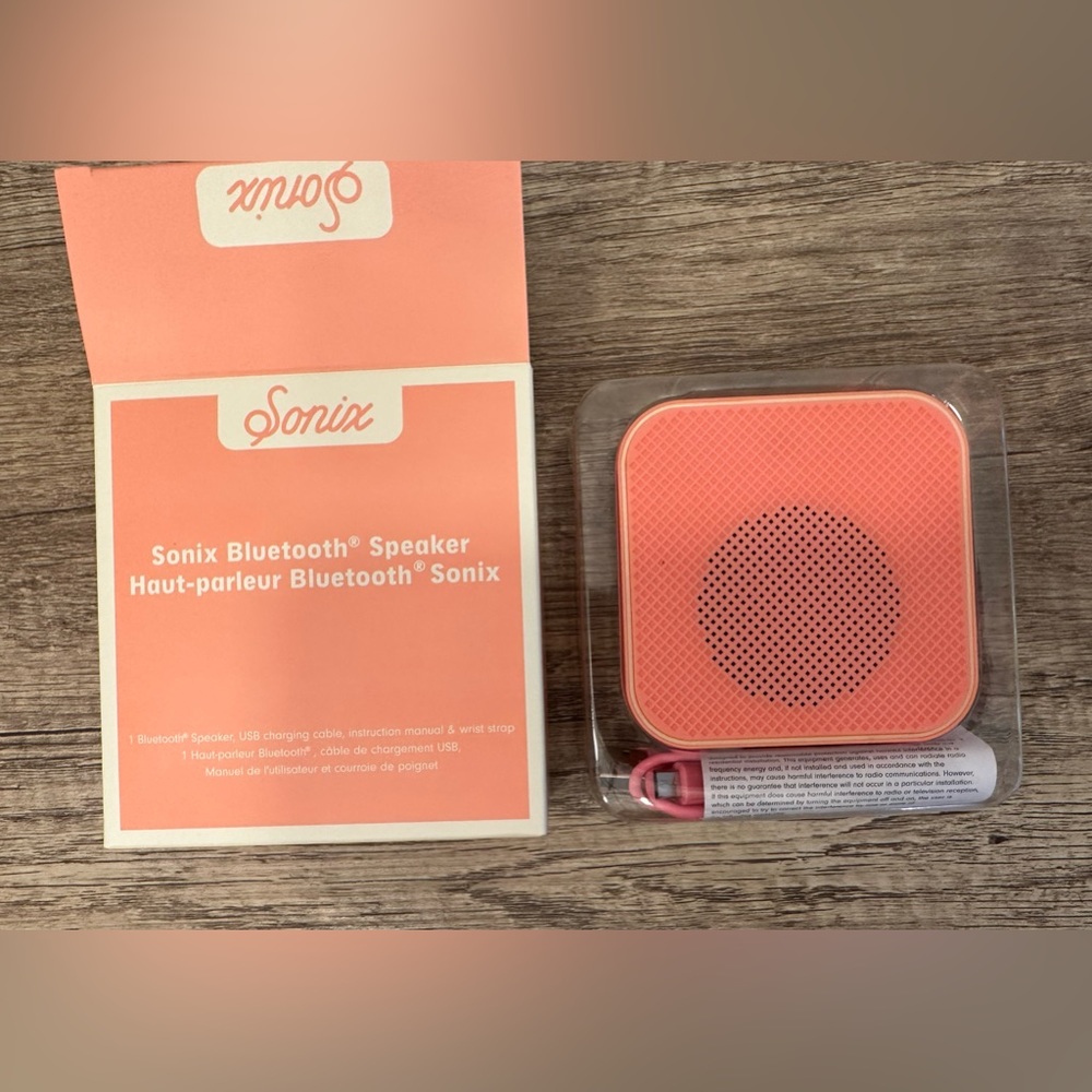 Pink Sonix Bluetooth Speaker SNX-TE-003 Coral Salmon Speaker New in Box